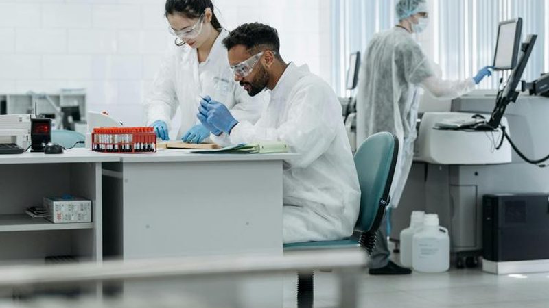 溶剂提取法是中药提取中最常用的方法，主要包括以下几种：